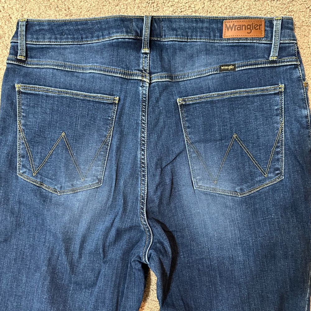 Wrangler Women’s Dark Blue Skinny Jeans - Picture 2 of 7